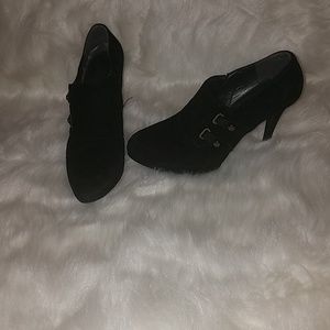 Stuart Weitzman Two Bucks Suede Booties 8.5